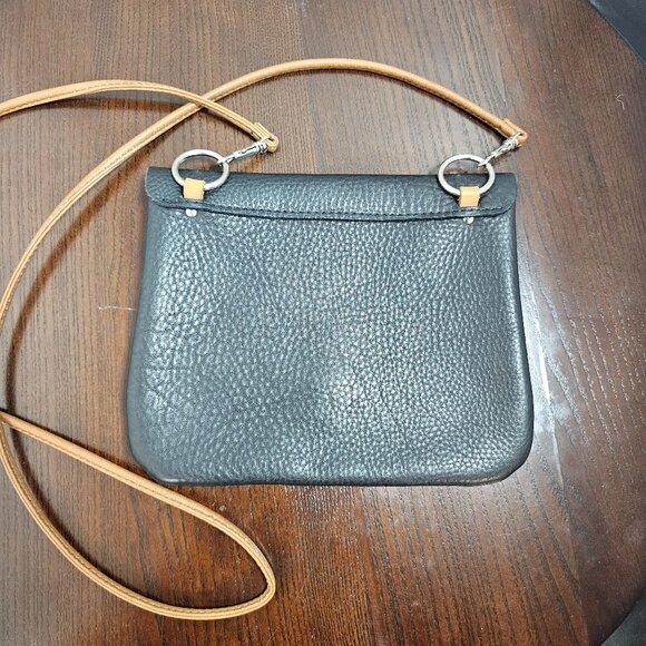 Spring Finn & Co. Trotter Soft Leather Crossbody Bag Black - Picture 2 of 3